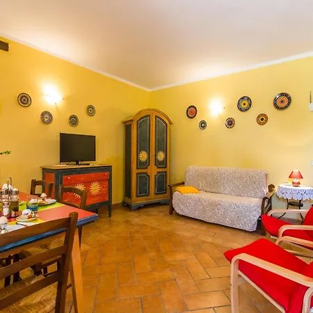 Holiday home In Hilly Area In Gubbio With Pool