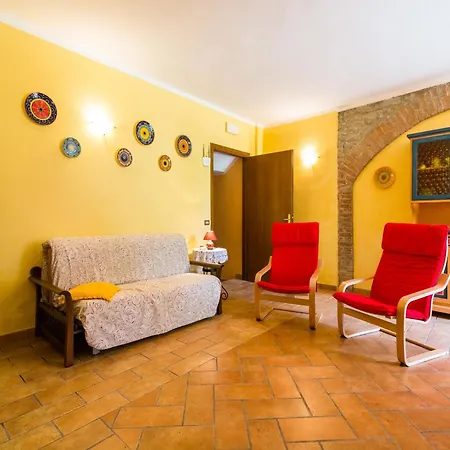 In Hilly Area In Gubbio With Pool Biscina